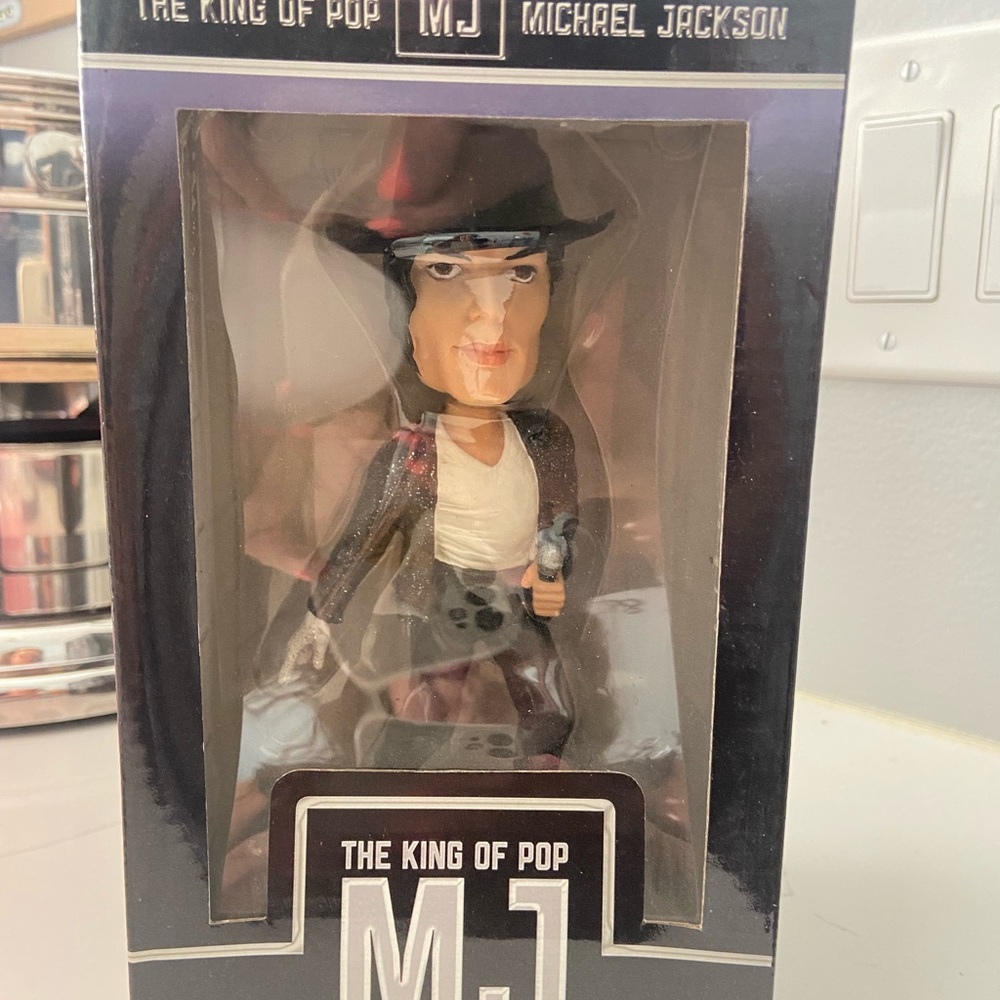 Michael Jackson bobble head